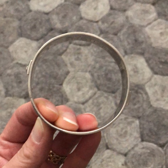 Alexander McQueen Enamel Skull Bracelet black - Picture 5 of 5